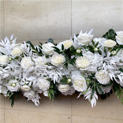 Квітковий весільний столик