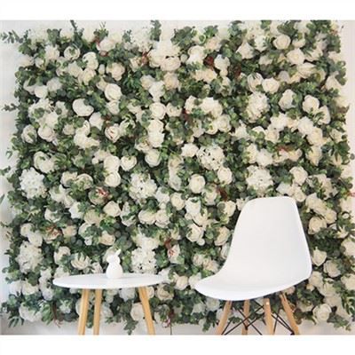 Зелена огорожа зі штучних квітів