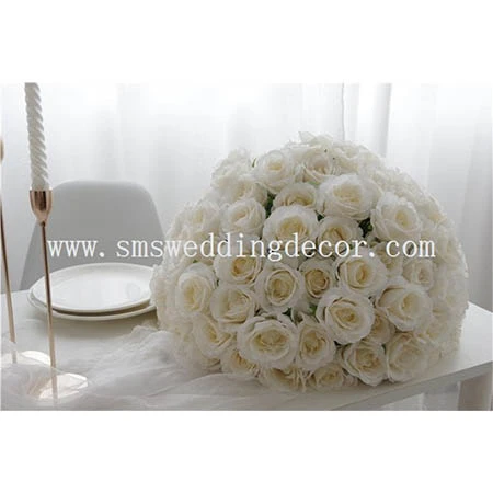 ivory floral centerpieces