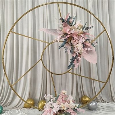 Золотий металевий круглий фон