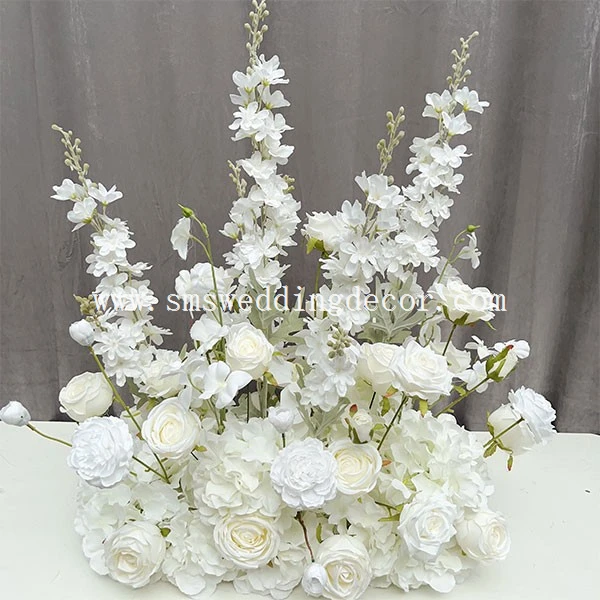 aisle flower decorations